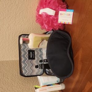 Tropical Spa Day Kit With Missoni x Delta Exclusive Cosmetic Travel Case